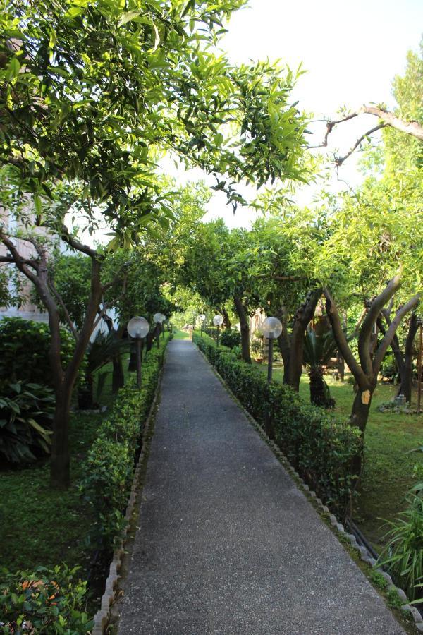 Il Giardino Degli Agrumi كازيرتا المظهر الخارجي الصورة